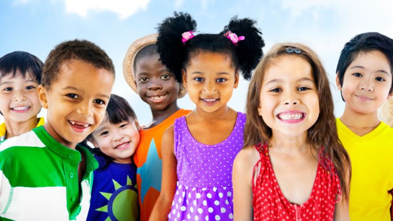 දරුවන්ට දරුවන් වෙන්න දෙන්න