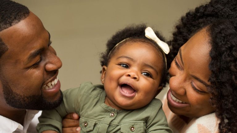 දරුවාගේ බුද්ධි වර්ධනය සුරක්ෂිත කරමු. ඔබේ දරුවාගේ ජානවලින් අඩක් දෙන්නේ ඔබයි. අනෙක් අඩ ඔබේ සැමියාගෙන්